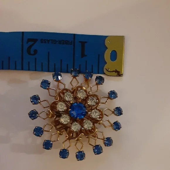 Elegant Aqua Blue Brooch - Picture 7 of 9